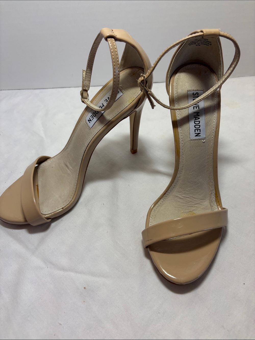 Steve Madden Stecy Beige Patent Ankle-Strap Stiletto heels, SZ 7